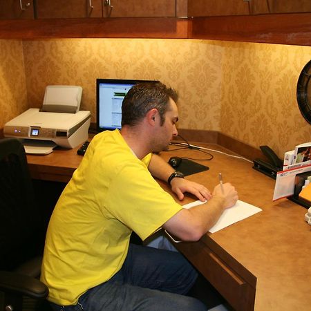 Hampton Inn & Suites Mccomb Bagian luar foto