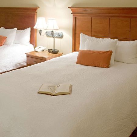 Hampton Inn & Suites Mccomb Bagian luar foto
