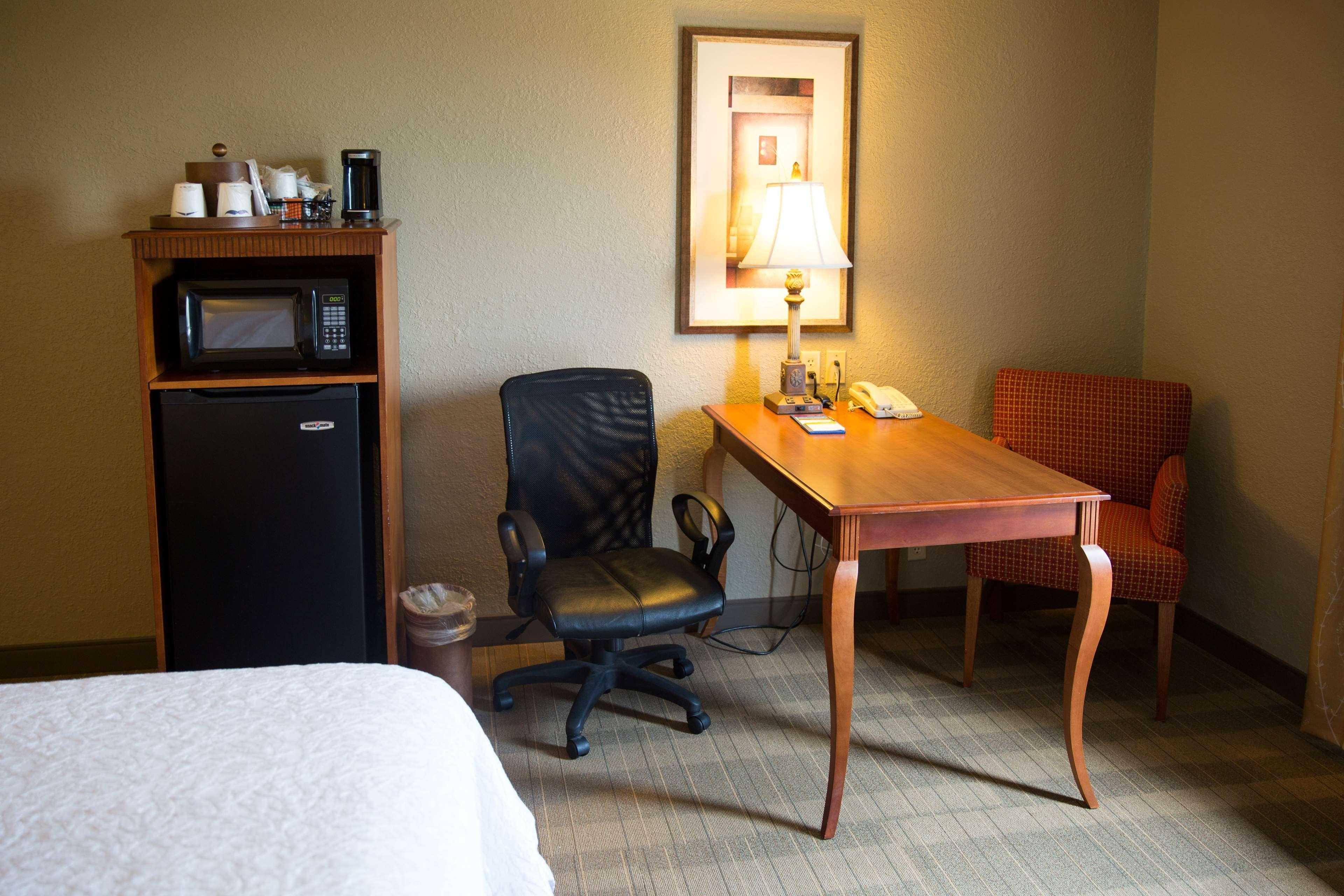 Hampton Inn & Suites Mccomb Bagian luar foto