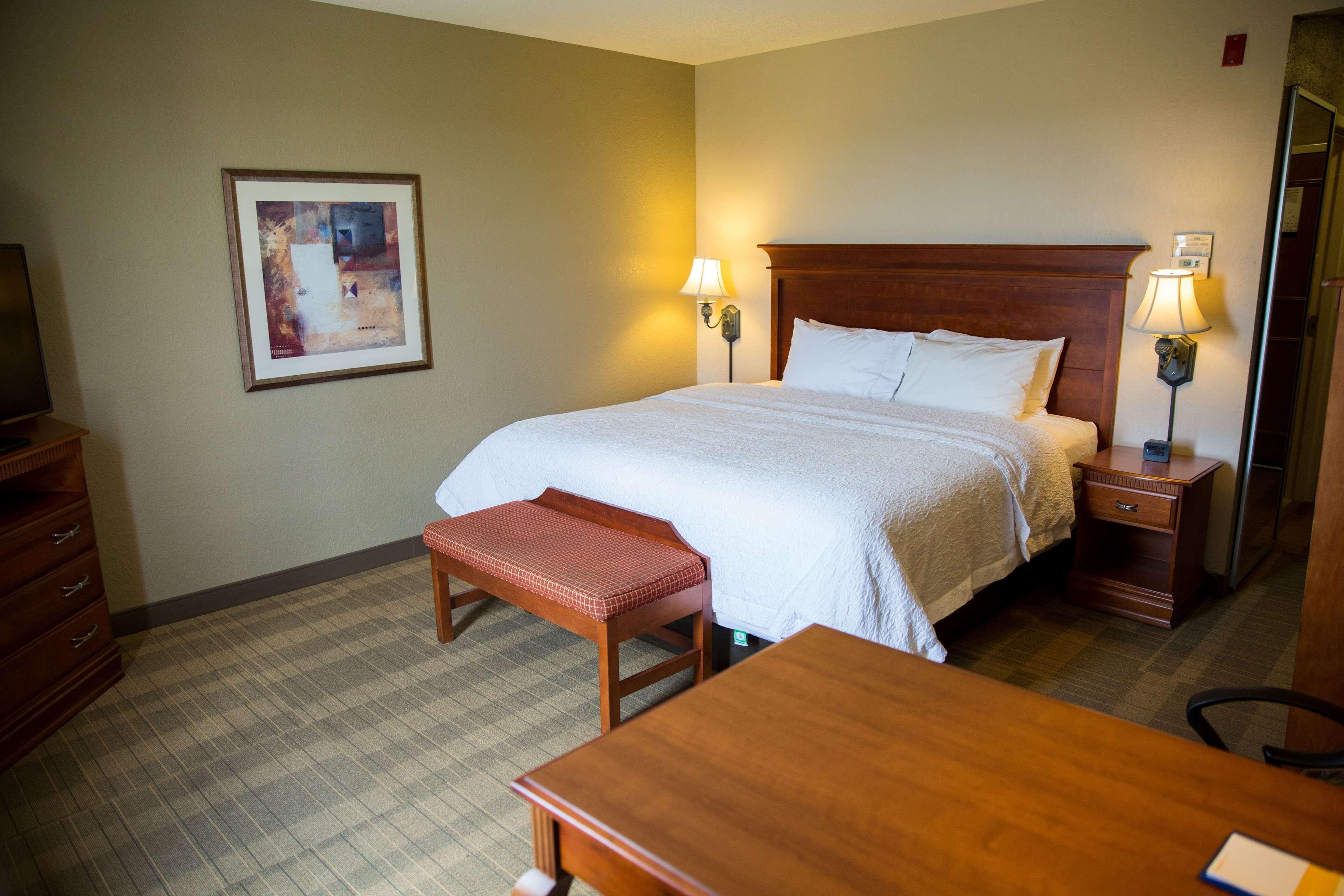 Hampton Inn & Suites Mccomb Bagian luar foto