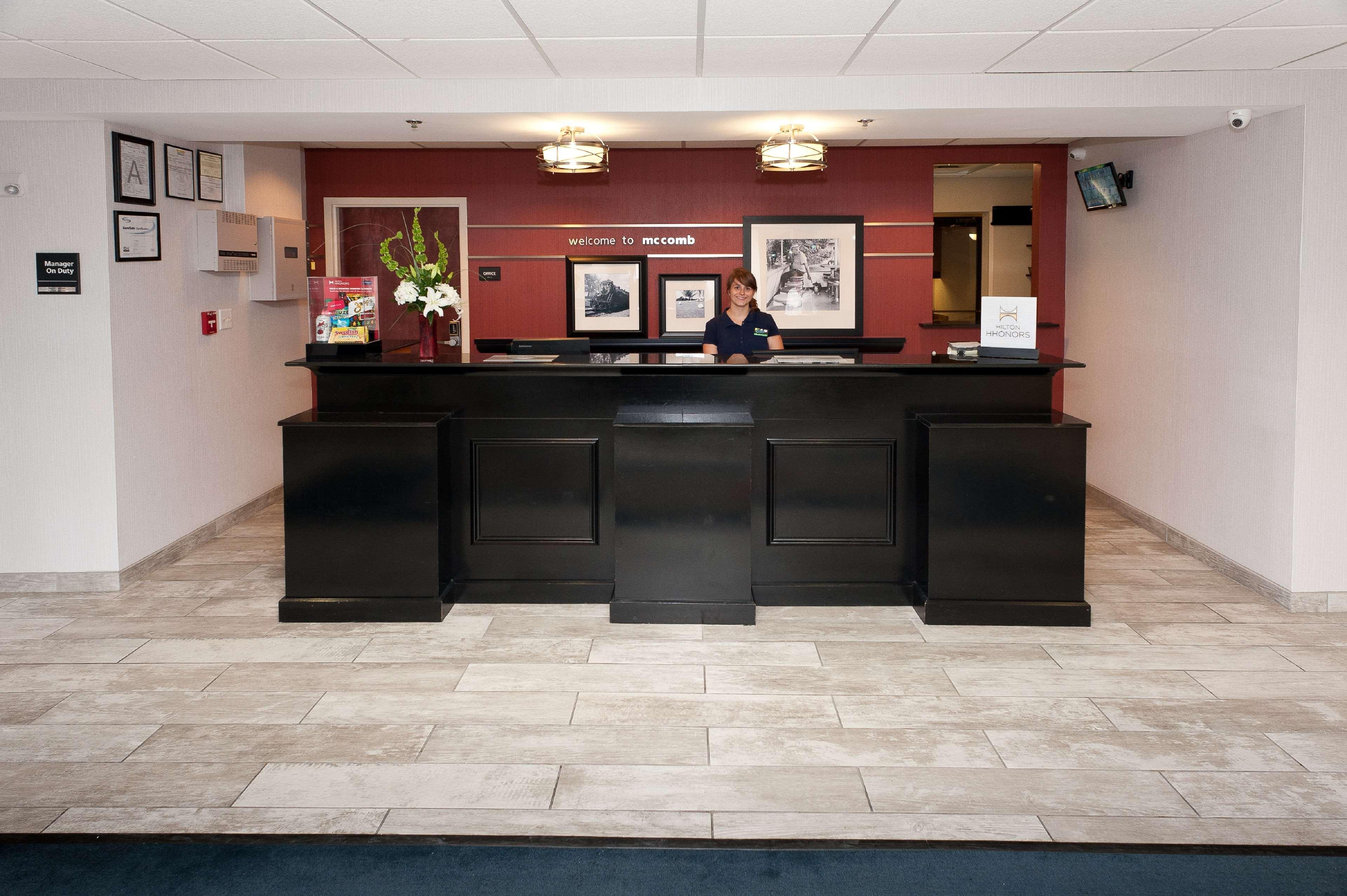 Hampton Inn & Suites Mccomb Bagian luar foto
