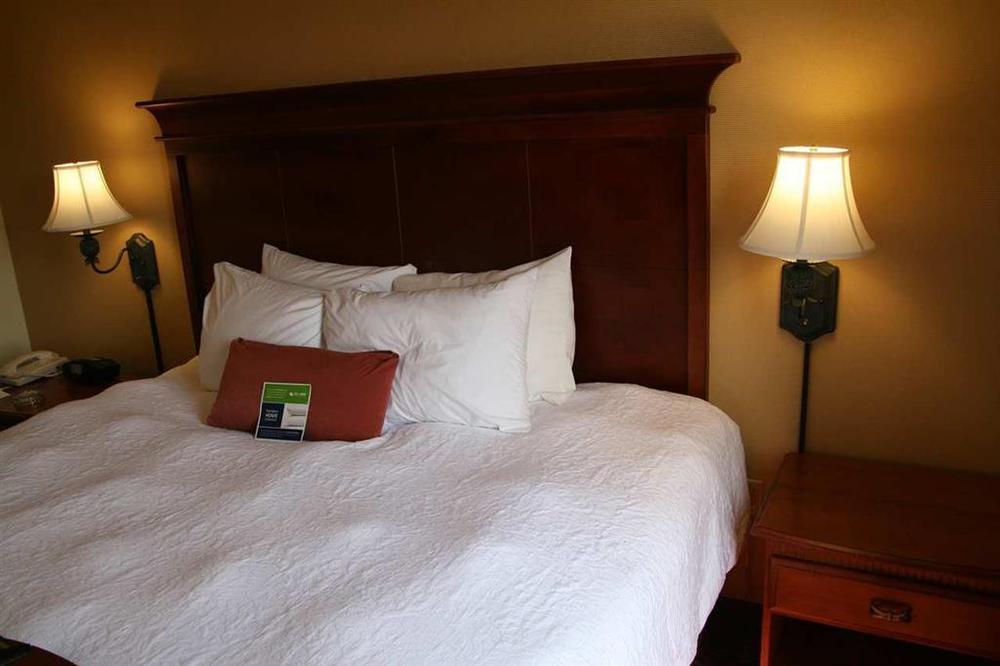 Hampton Inn & Suites Mccomb Ruang foto