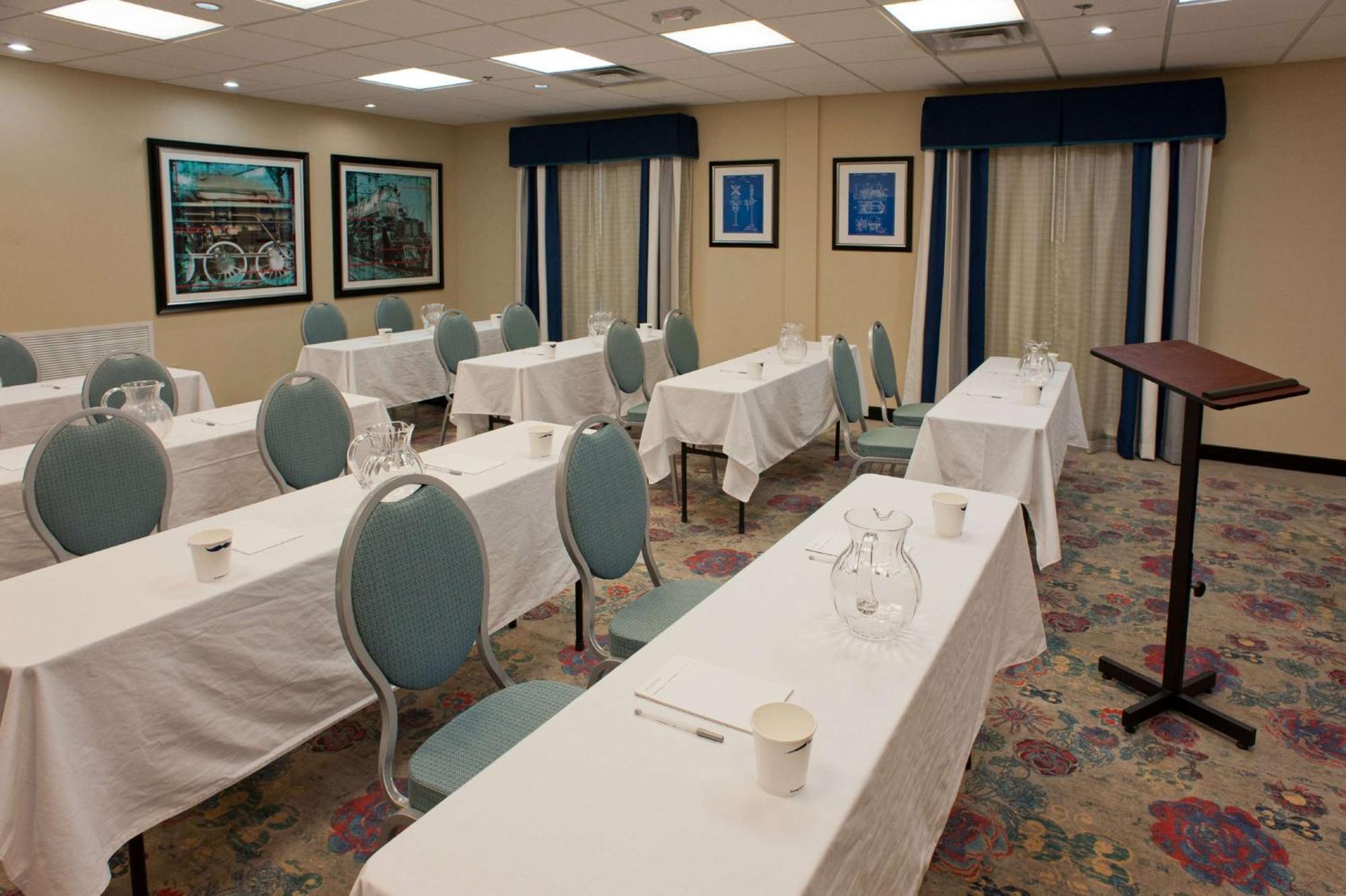 Hampton Inn & Suites Mccomb Bagian luar foto