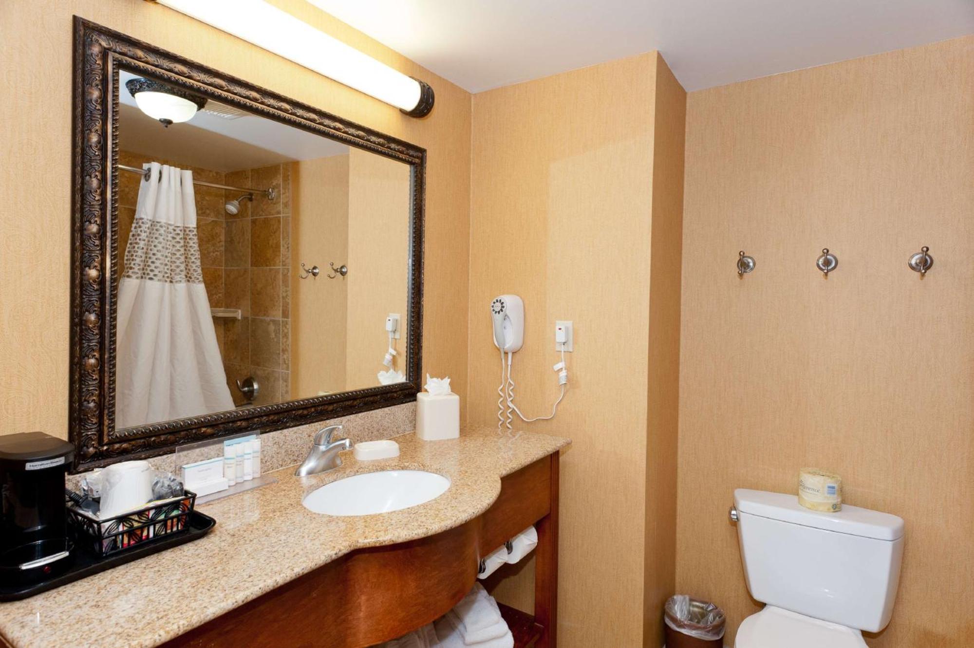 Hampton Inn & Suites Mccomb Bagian luar foto