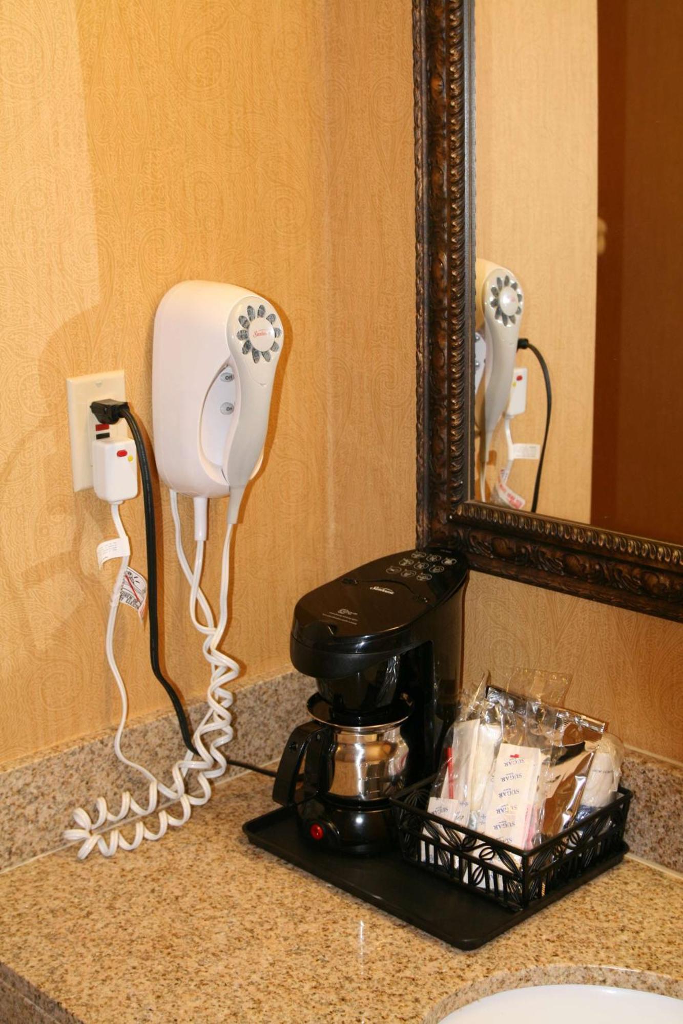 Hampton Inn & Suites Mccomb Bagian luar foto